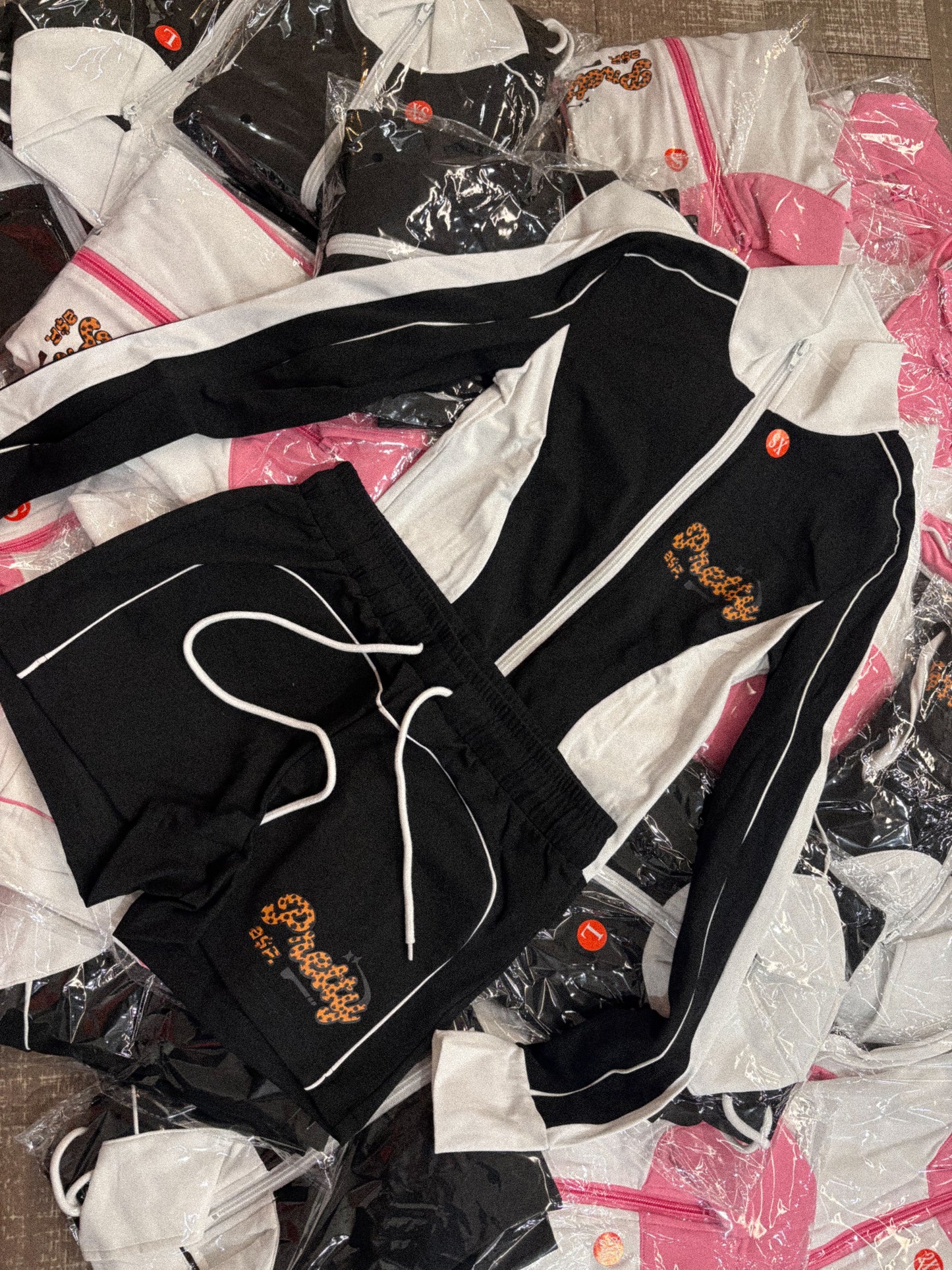 Pretty A$f short sets🐆💕